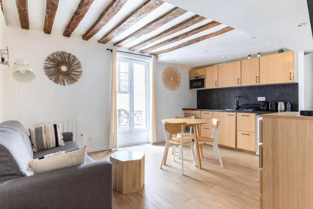 Appartement Grands Boulevards - 21 - Paris Luaran gambar