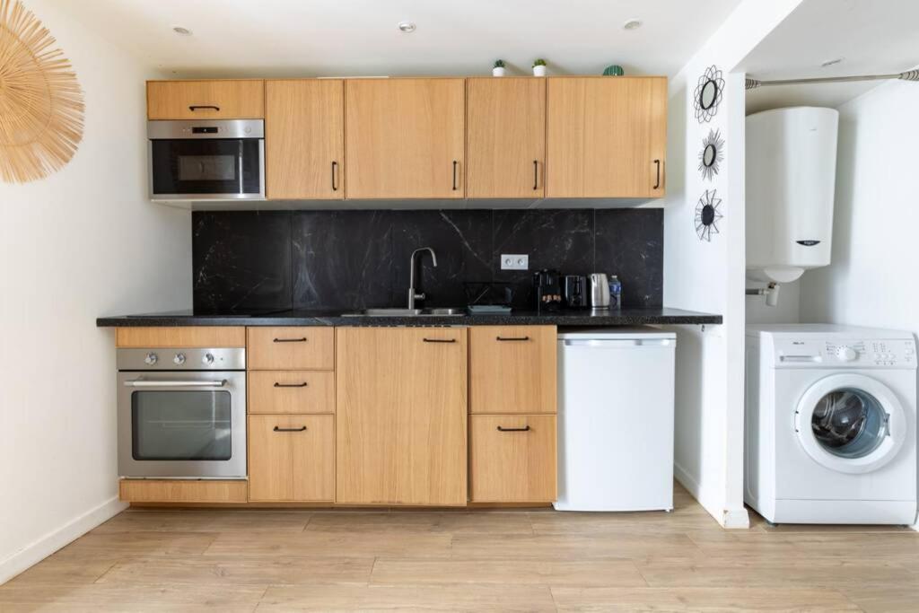 Appartement Grands Boulevards - 21 - Paris Luaran gambar